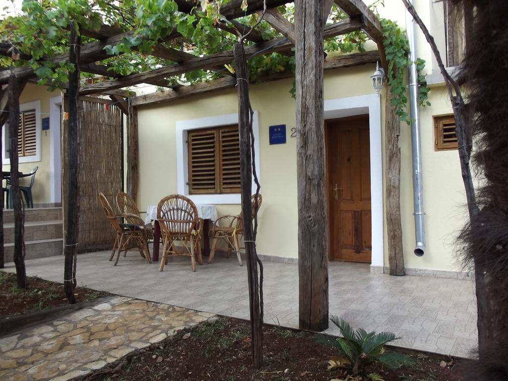 Apartments Vinetilia Mošćenička Draga エクステリア 写真