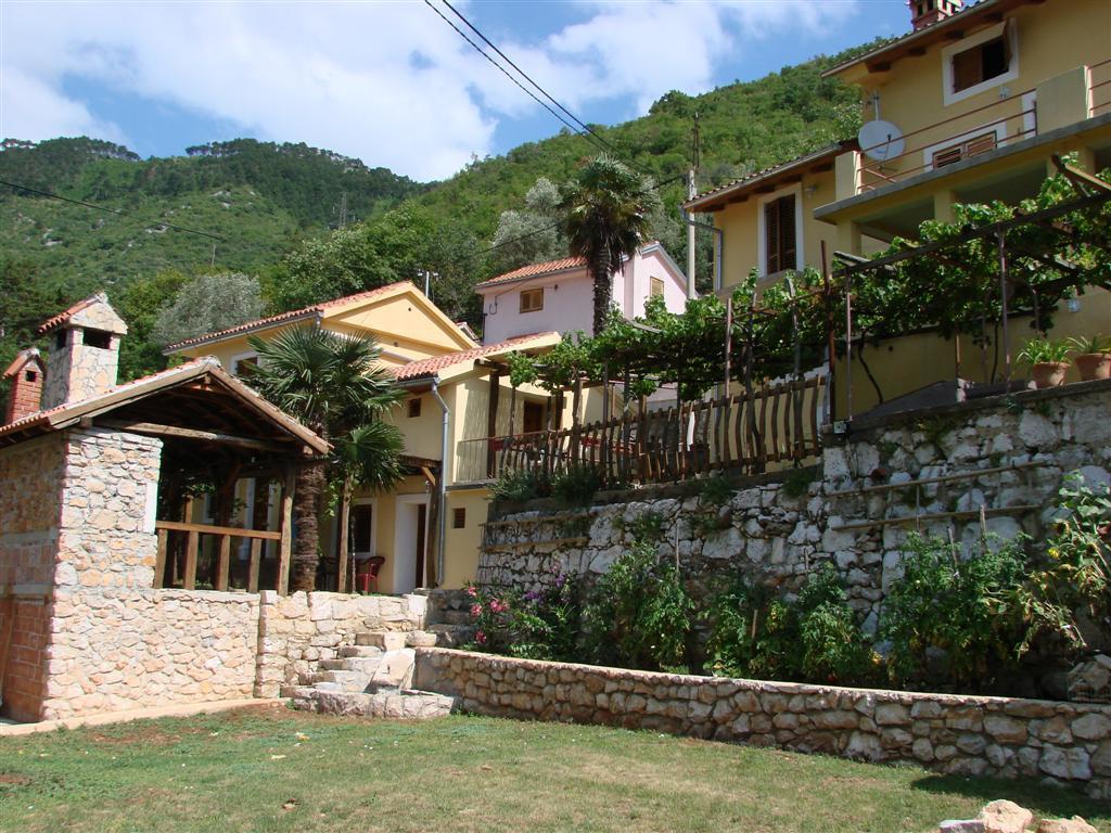 Apartments Vinetilia Mošćenička Draga エクステリア 写真