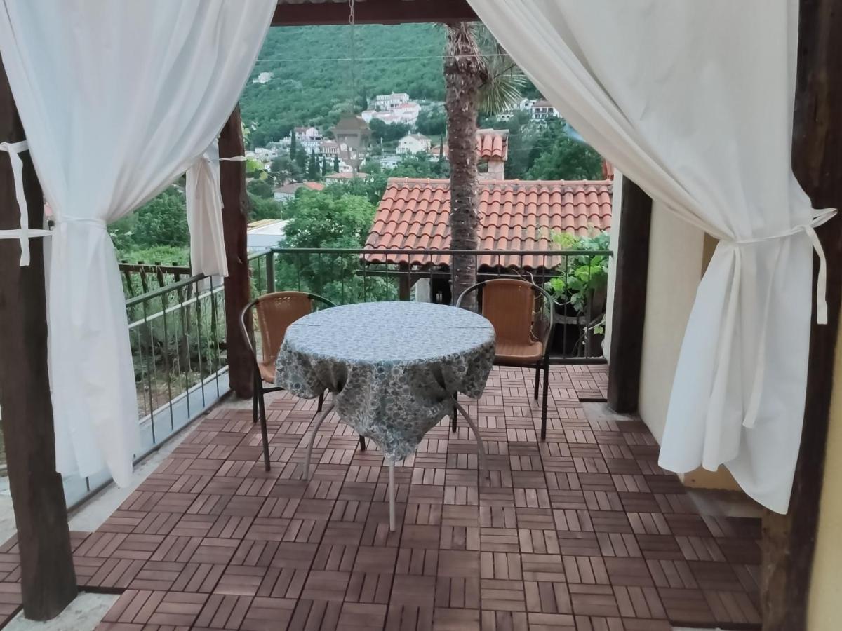 Apartments Vinetilia Mošćenička Draga エクステリア 写真