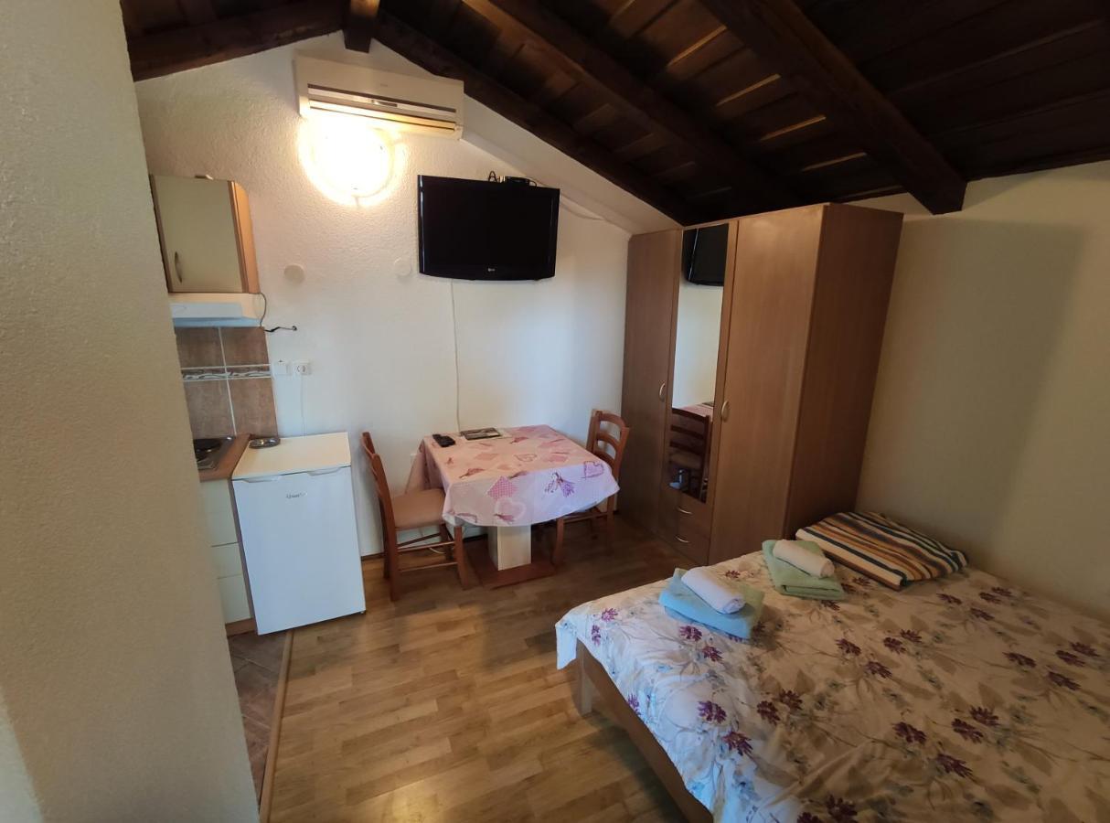 Apartments Vinetilia Mošćenička Draga エクステリア 写真